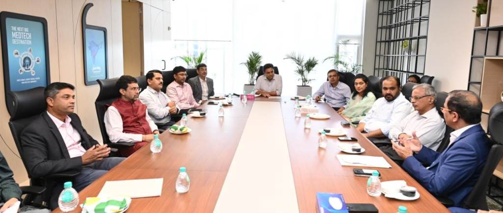  KTR holds high level meeting with WEF and industry stalwarts.  