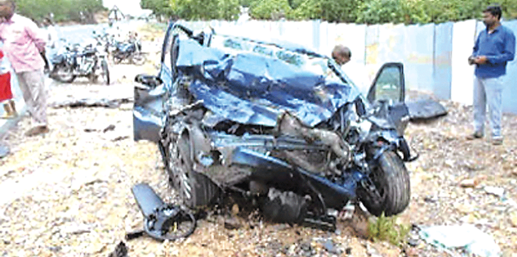 Road accident in Kadapa, 3 dead 2July2018   