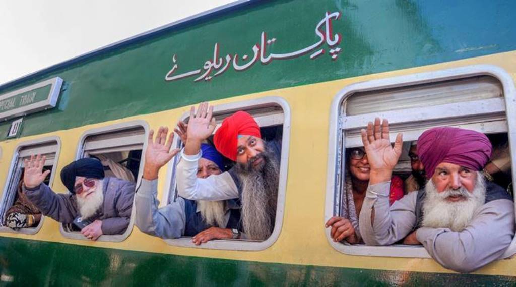  A batch of Sikh pilgrims reached Pakistan to celebrate Guru Nanak Jayanti at Nankana Sahib
