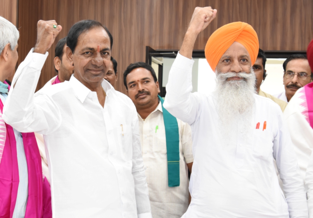  KCR will fight for farmers by incorporating experience of separate Telangana   