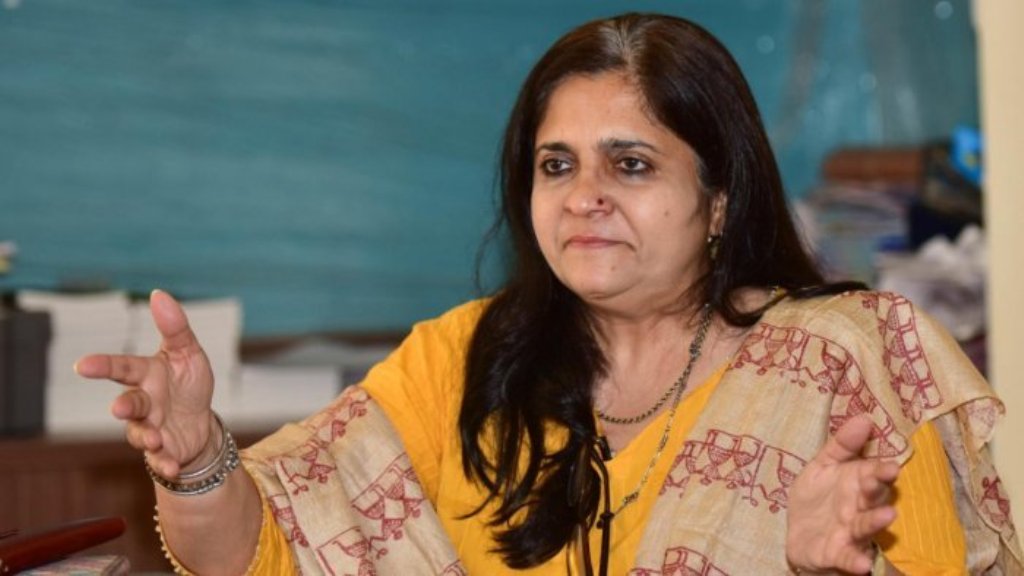  Questions raised on delayed listing of Setalvad's bail application  