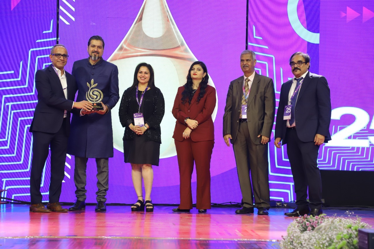  GEF India Receives the Diamond award for ‘Highest Importer of Sunflower Oil in India’ at Globoil award   